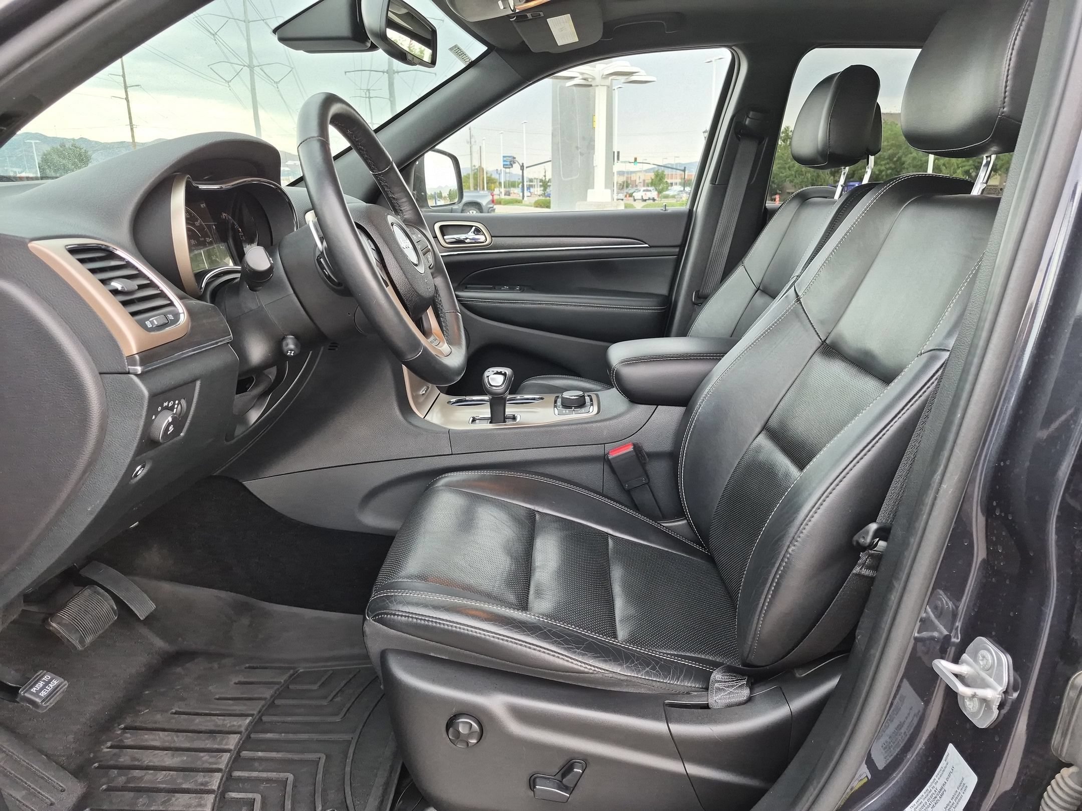 Used 2015 Maximum Steel Metallic Clearcoat Jeep Limited image 28