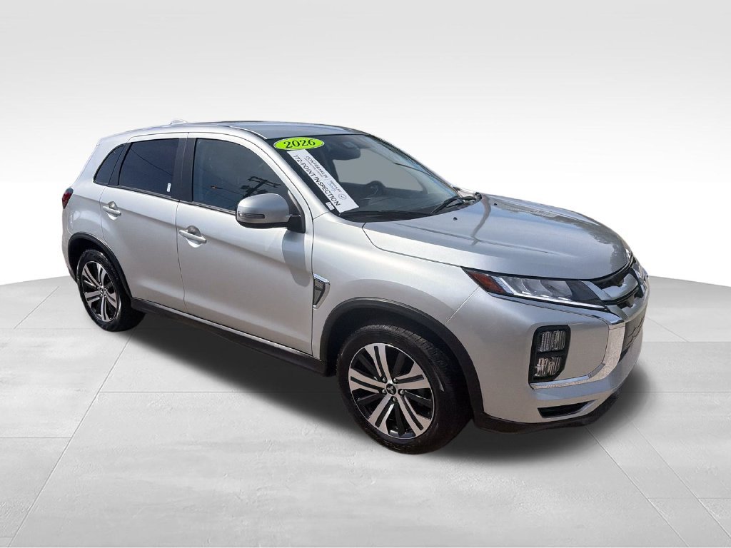 Used 2026 Silver Mitsubishi 2.0 SE image 7