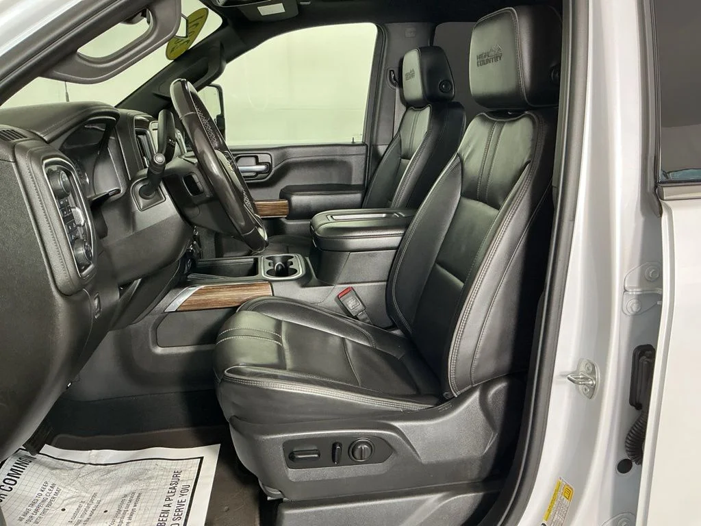 Used 2021 Beige Chevrolet High Country image 9