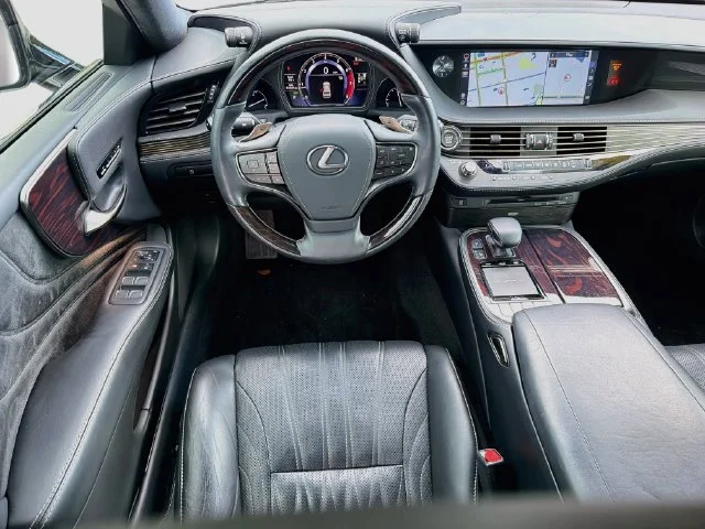 Used 2018 Silver Lexus LS 500 image 17