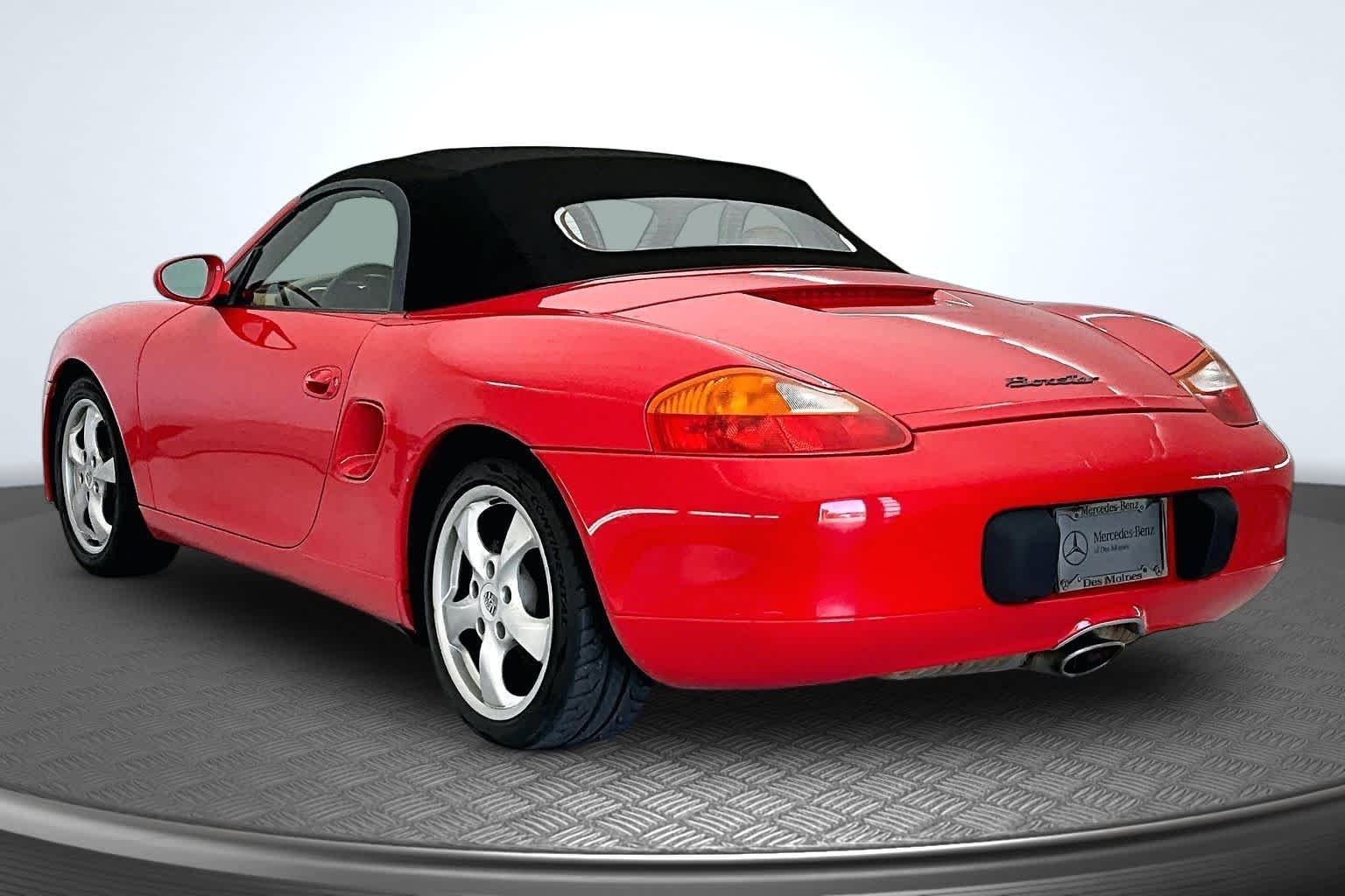 Used 2001  Porsche  image 4