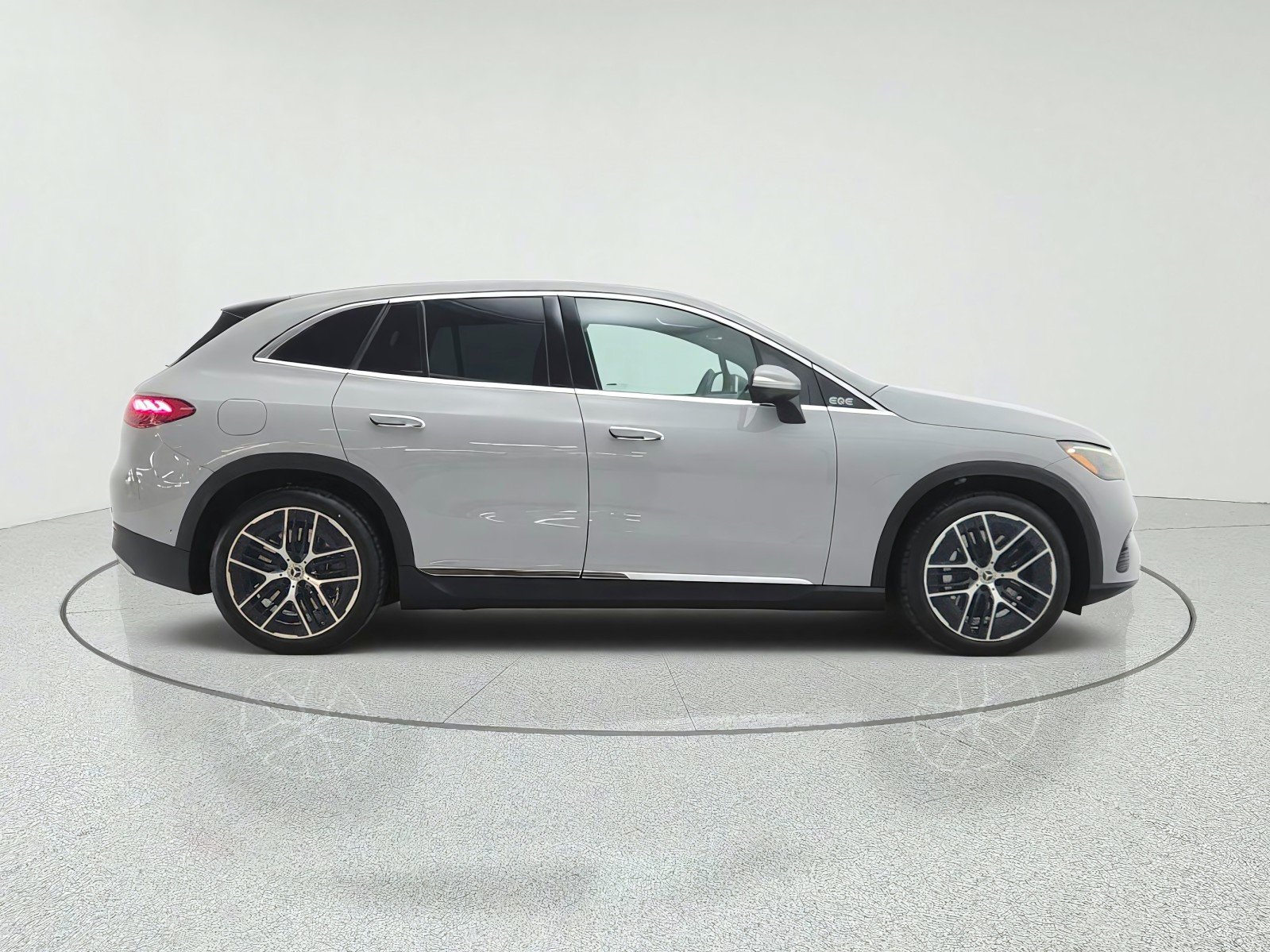 Certified Used 2023 MANUFAKTUR Alpine Grey Mercedes-Benz EQE 350 4MATIC® SUV image 4