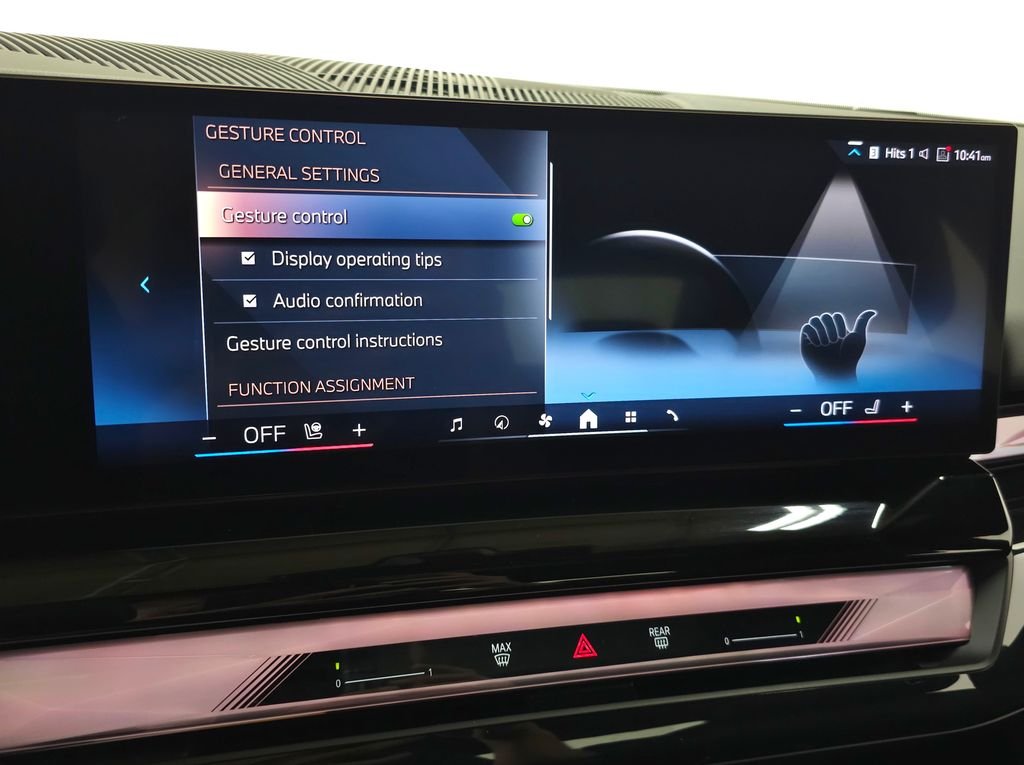 Used 2024 Black Sapphire Metallic BMW 540i xDrive image 28
