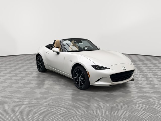 New 2026 Snowflake White Pearl Mazda Grand Touring image 27