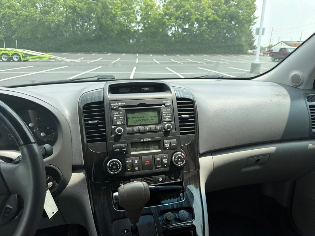 Used 2014 Gray Kia EX image 15
