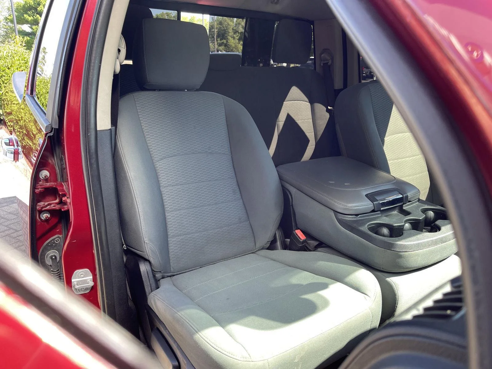 Used 2015 Deep Cherry Red Crystal Pearlcoat Ram SLT image 27