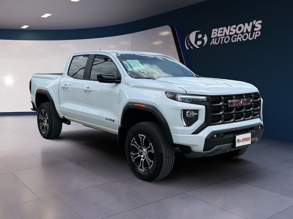 Used 2025 White GMC AT4 image 7