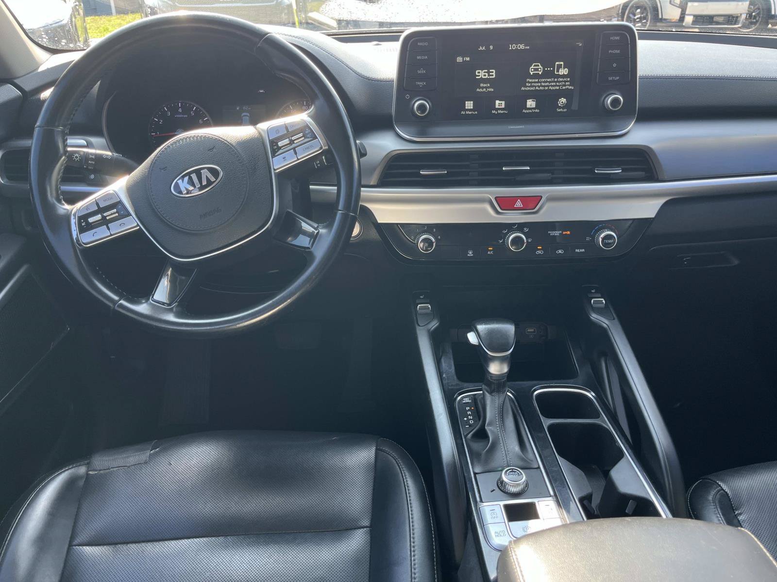 Used 2021 Glacial White Pearl Kia S image 13