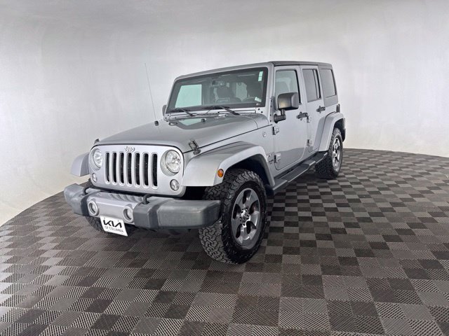 Used 2016 Silver Jeep Unlimited Sahara image 6