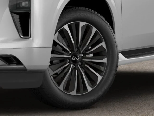 New 2027 RADIANT WHITE INFINITI Luxe 2WD image 6