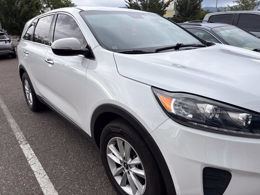 Used 2020 White Kia LX image 10