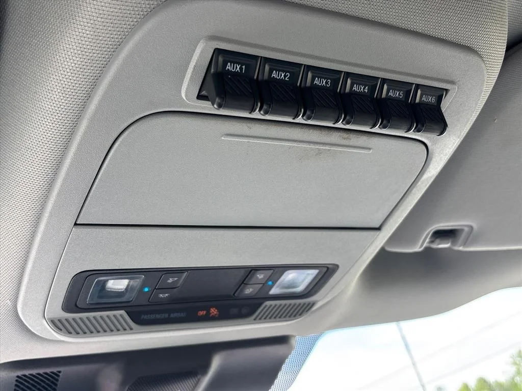Used 2023 Red Ford XLT image 35
