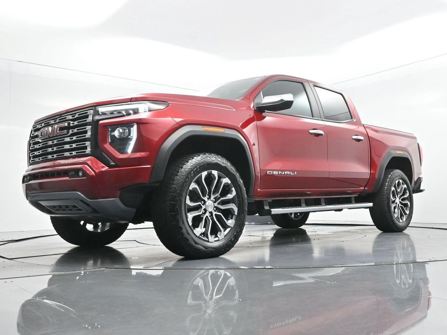Used 2025 Volcanic Red Tintcoat GMC Denali image 44