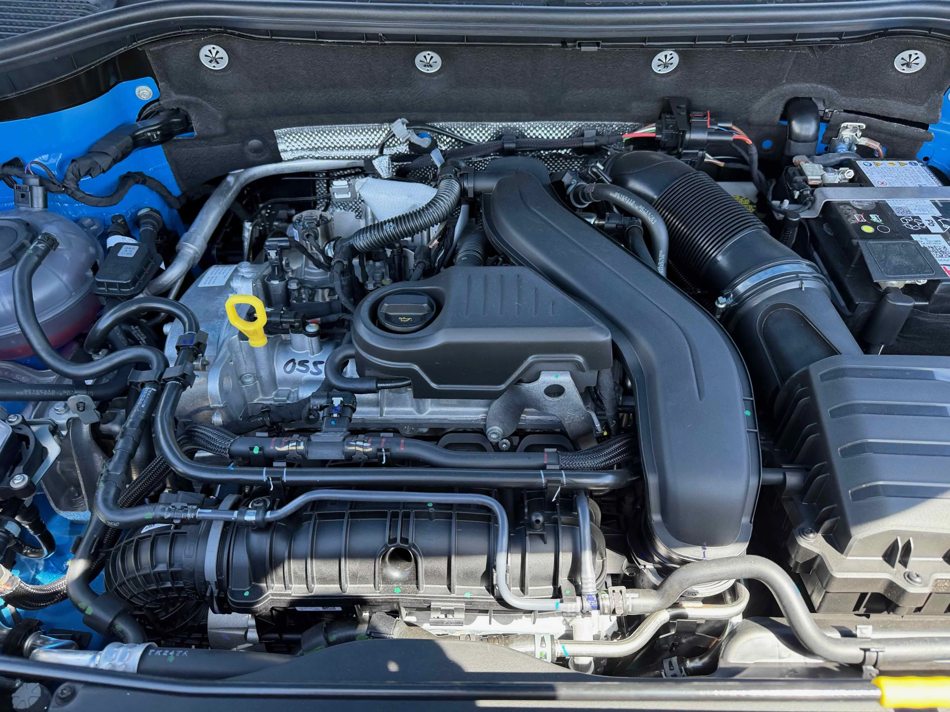 New 2026 Blue Volkswagen SE image 31