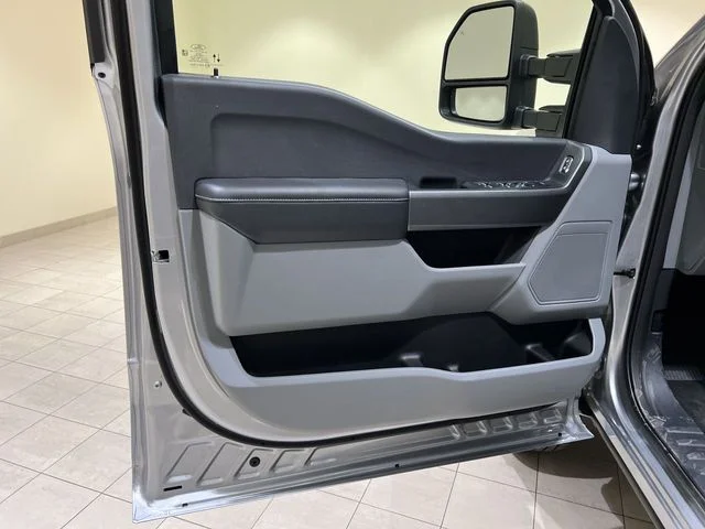 New 2026 Silver Ford XLT image 18
