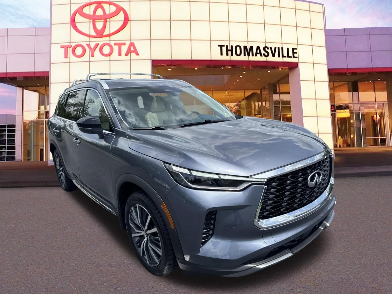 Used 2023 Moonbow Blue INFINITI  image 3