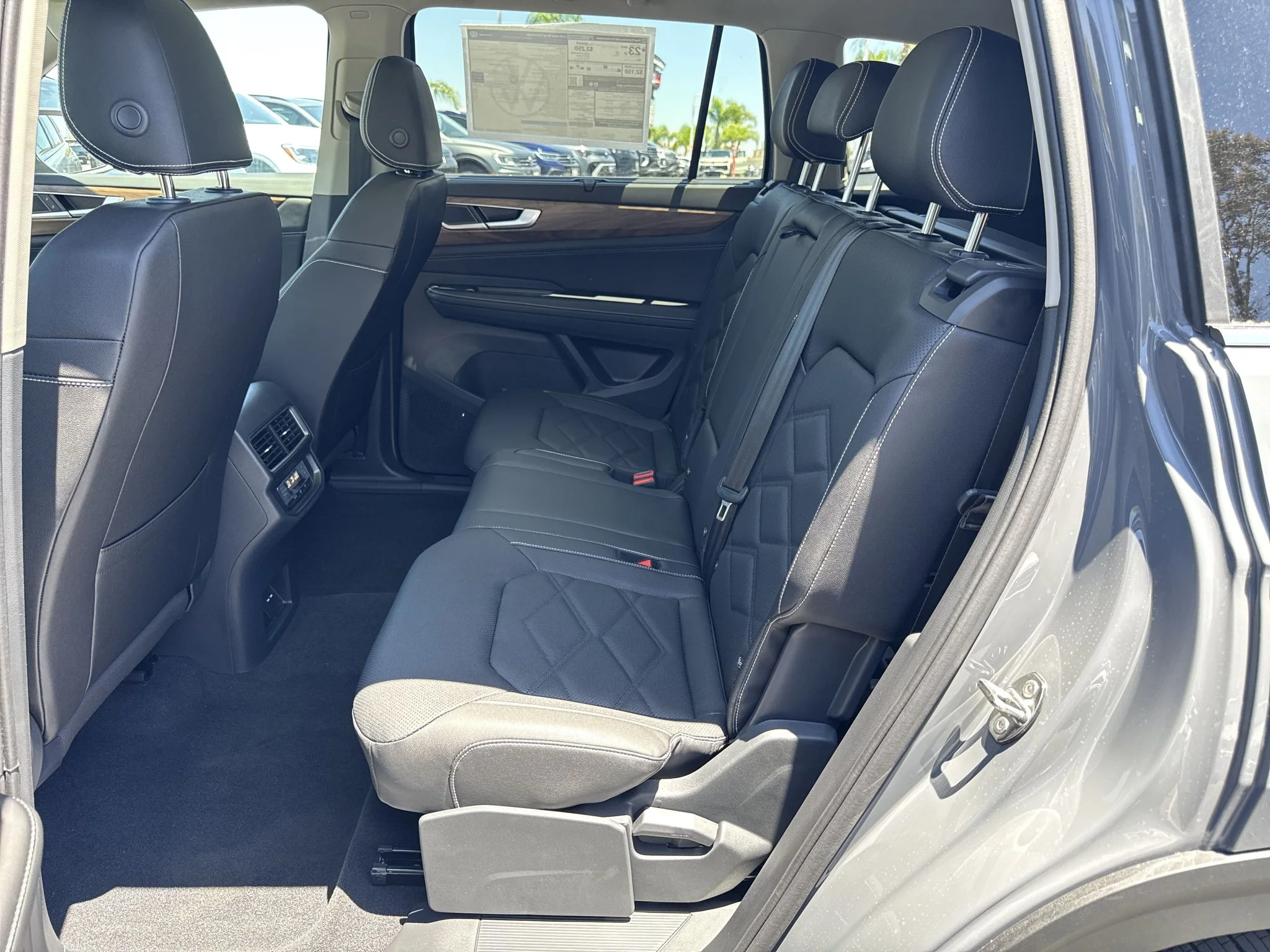 New 2026 Pure Gray Volkswagen 2.0T SE w/Technology image 32