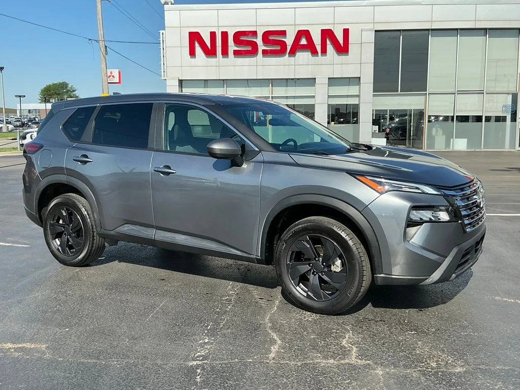 2024 Nissan Rogue SV AWD's photo