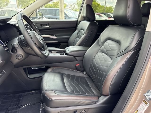 2023 Nissan Pathfinder Platinum - Photo 11