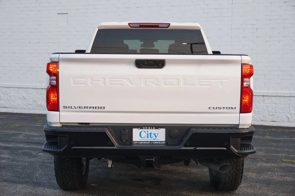 2026 Chevrolet Silverado 2500 HD Custom - Photo 6