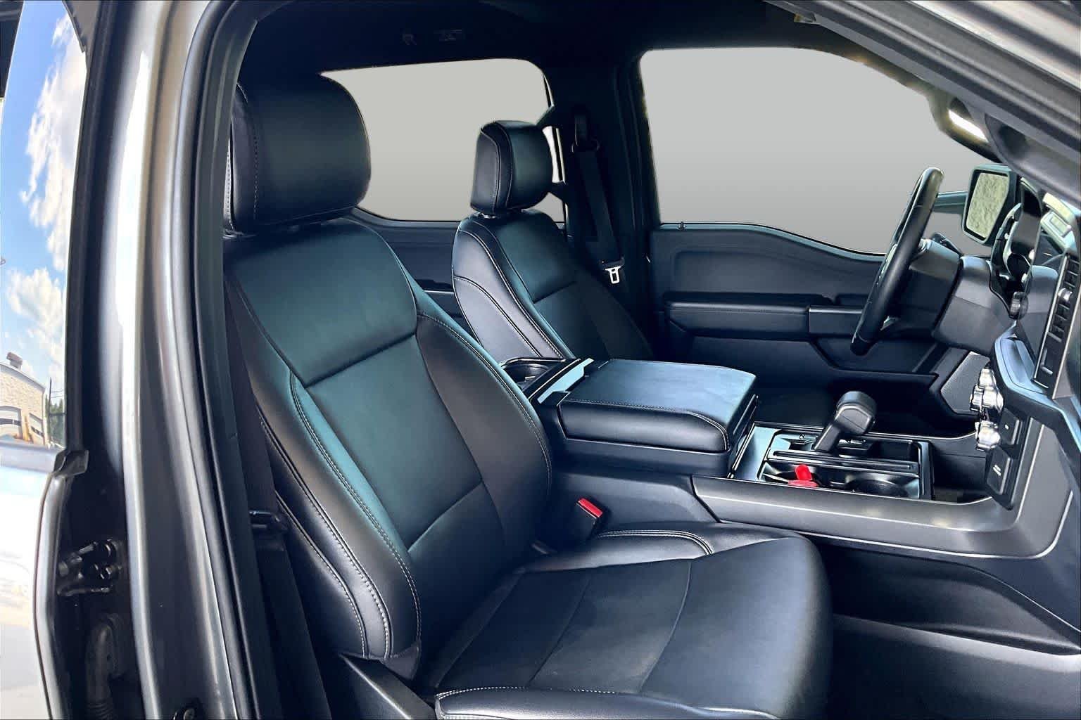 Used 2024 Carbonized Gray Ford XLT image 9