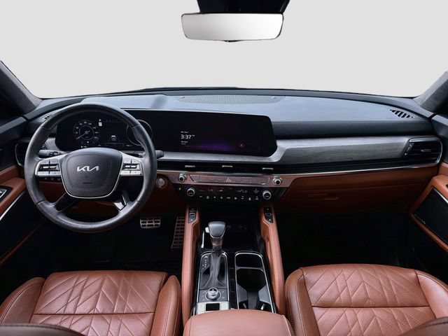 Used 2024 Dark Moss Kia SX Prestige X-Line image 17