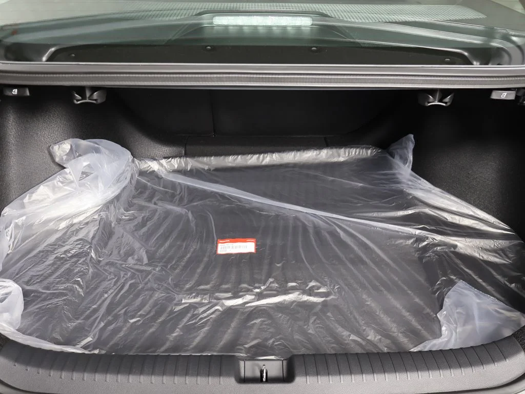 New 2026 Urban Gray Pearl Honda SE image 10