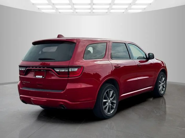 Used 2015 Red Dodge SXT image 7