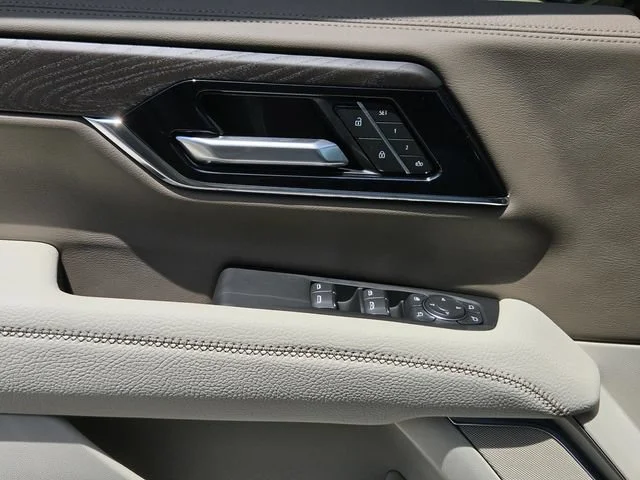 2026 GMC Yukon XL Denali - Photo 27