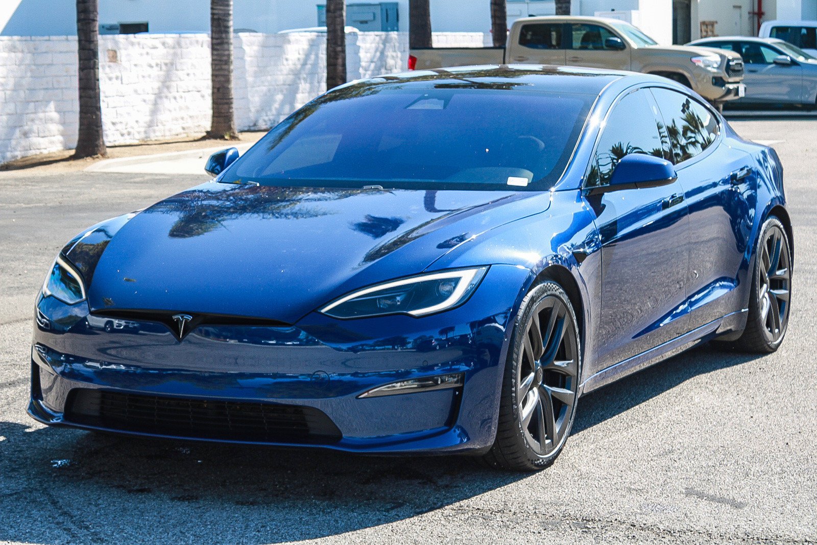 Used 2023 Deep Blue Metallic Tesla Plaid image 3