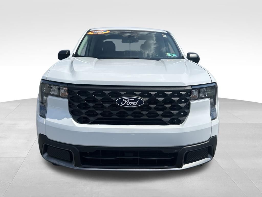 New 2026 Oxford White Ford XLT image 9