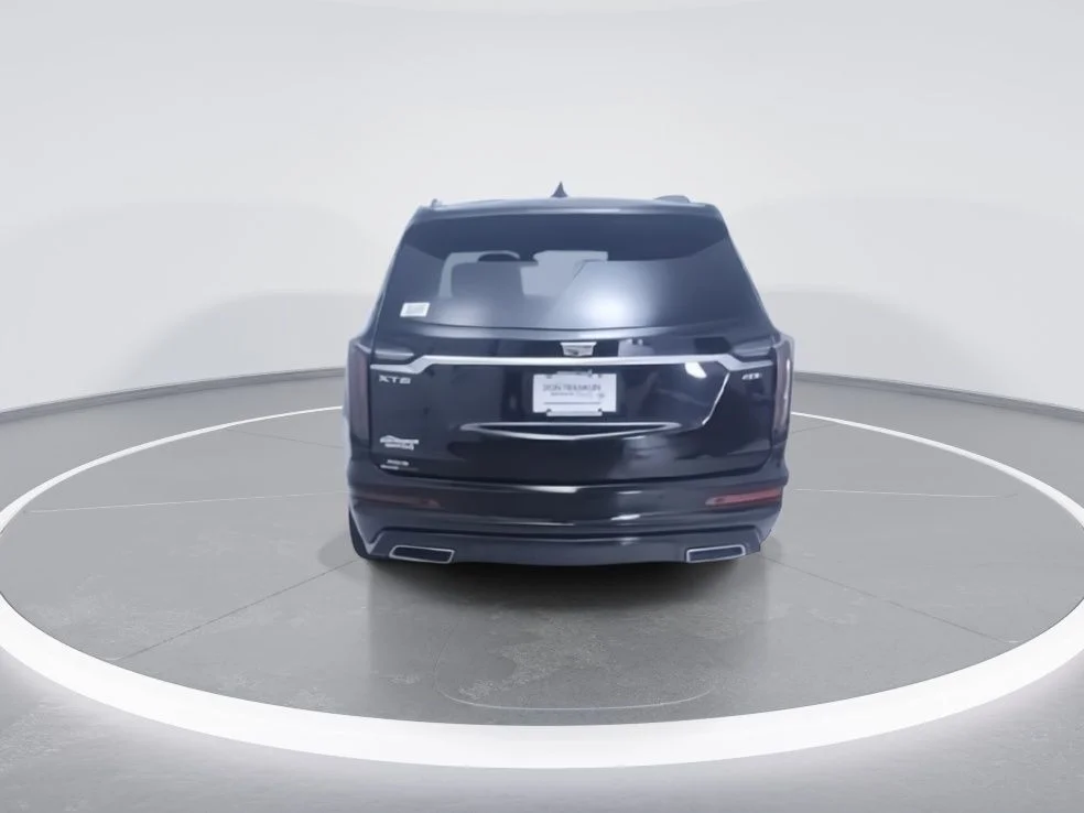 Used 2021 Black Cadillac Sport image 7