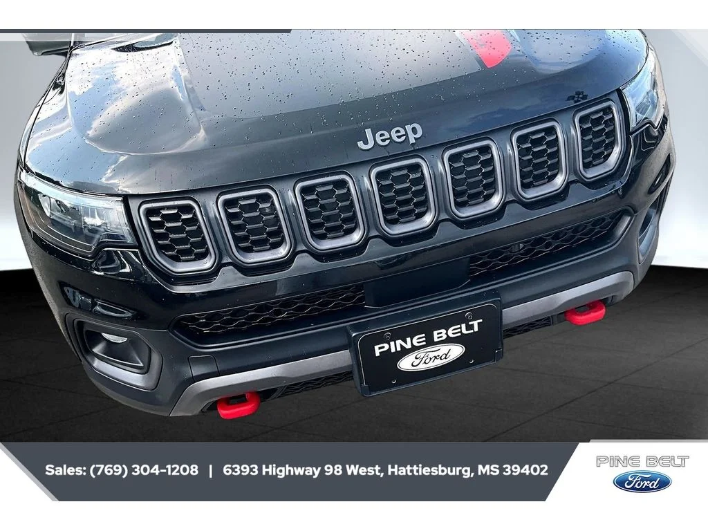 Used 2024 BLUE Jeep Trailhawk image 22