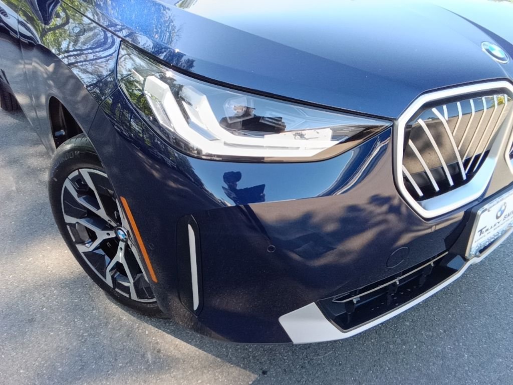 Certified Used 2026 Tanzanite Blue II Metallic BMW 30 xDrive image 29