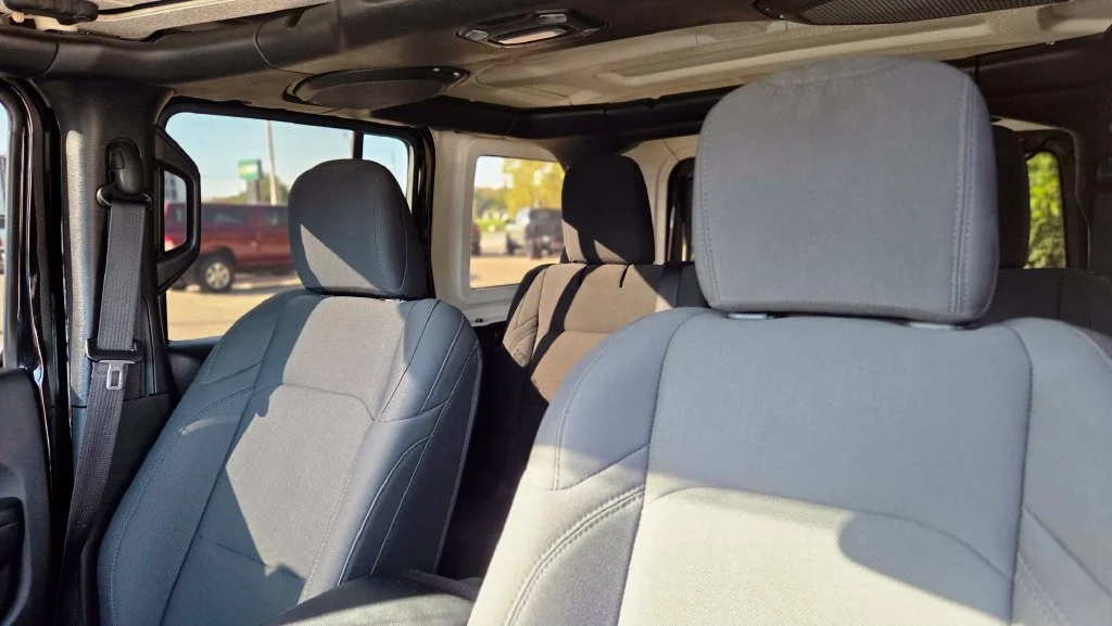 Used 2021 Black Jeep Unlimited Willys image 15