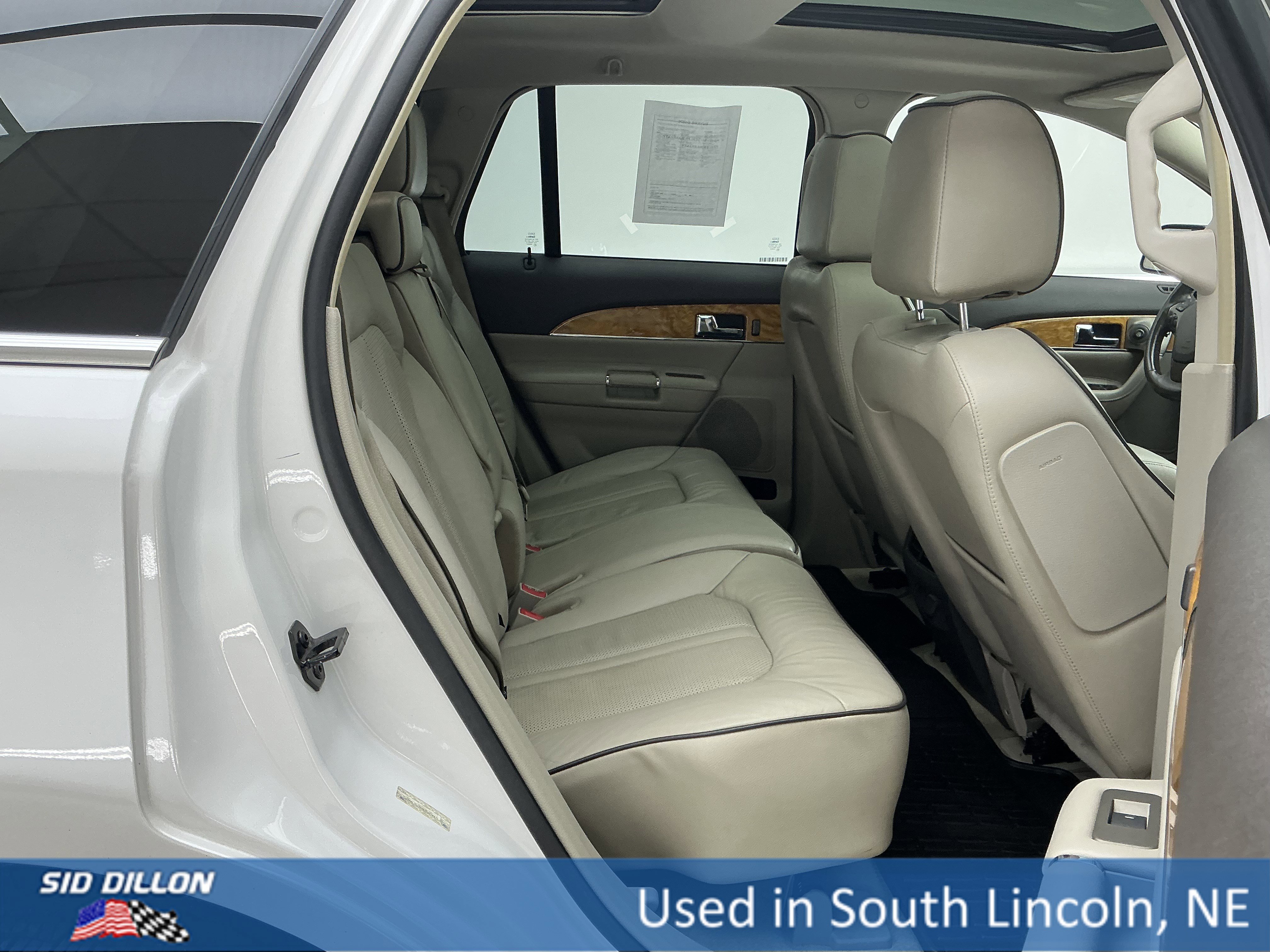 Used 2013  Lincoln  image 22