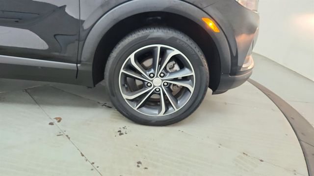 Used 2020 Black Buick Select image 24