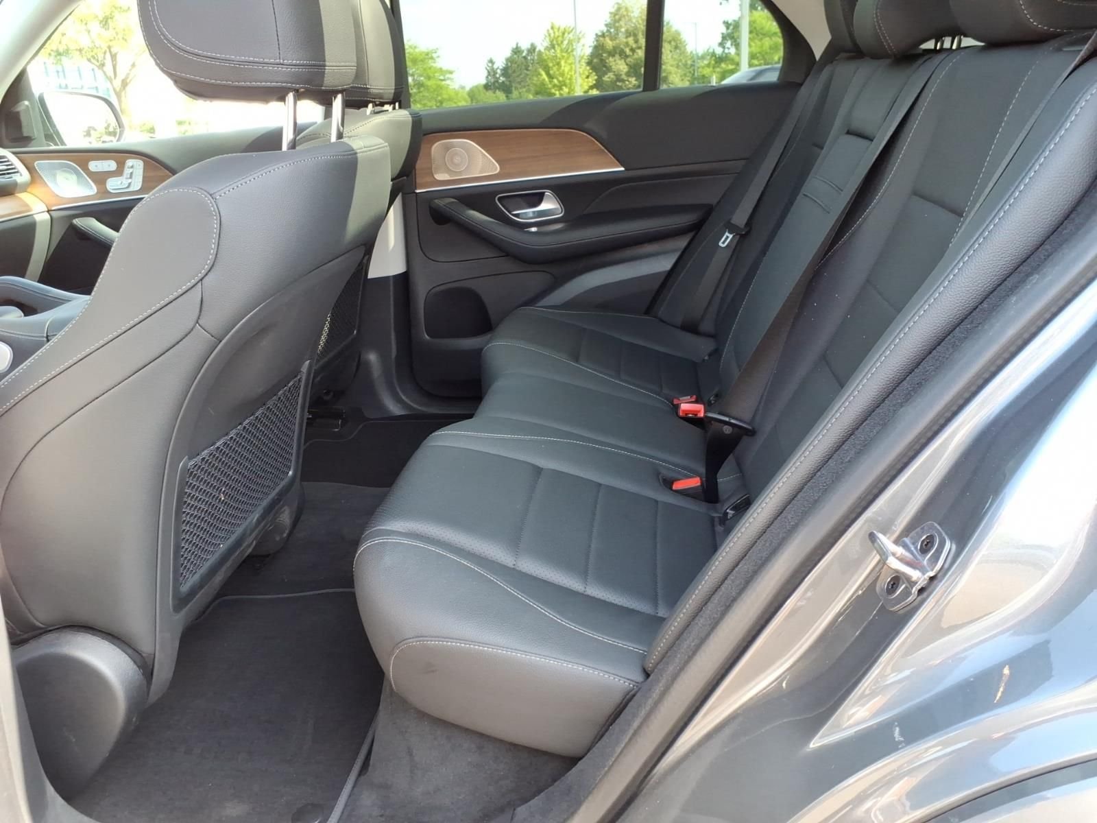 Certified Used 2025  Mercedes-Benz GLE 350 image 13