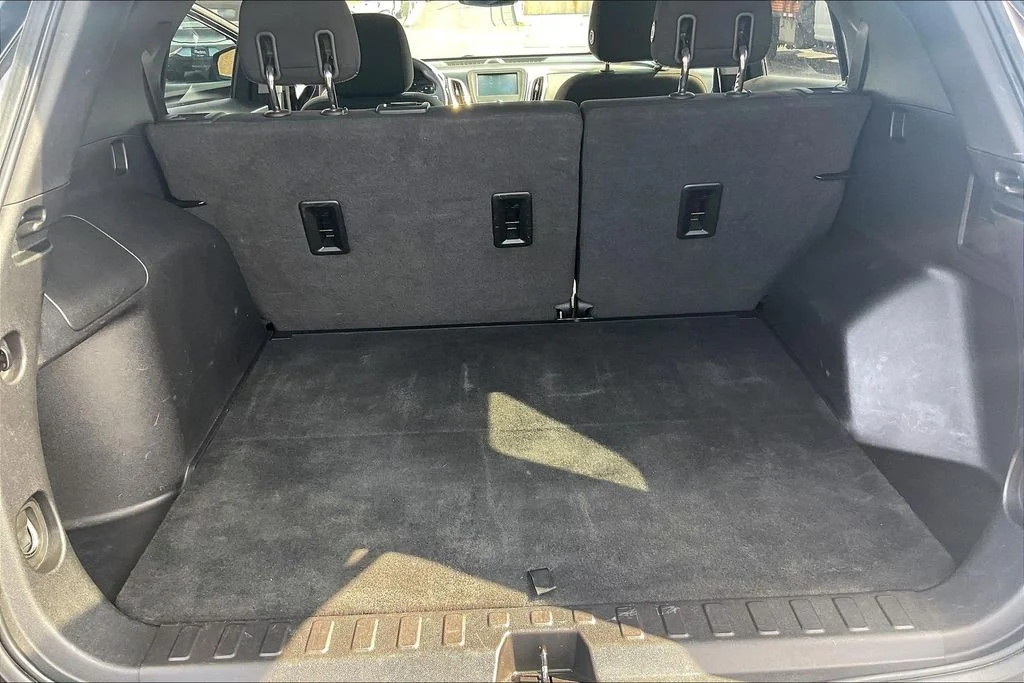 Used 2018 Mosaic Black Metallic Chevrolet LT image 27
