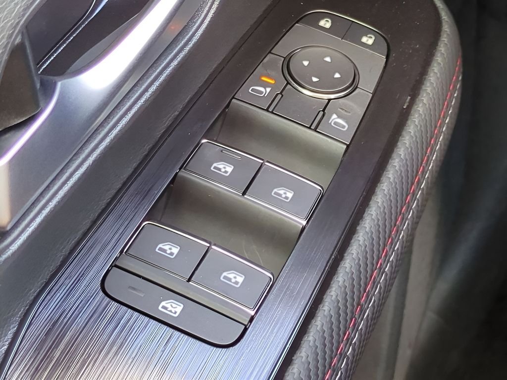 2026 Nissan KICKS SR - Photo 23