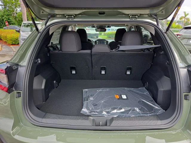 New 2026 ALPINE GREEN Subaru Base image 22