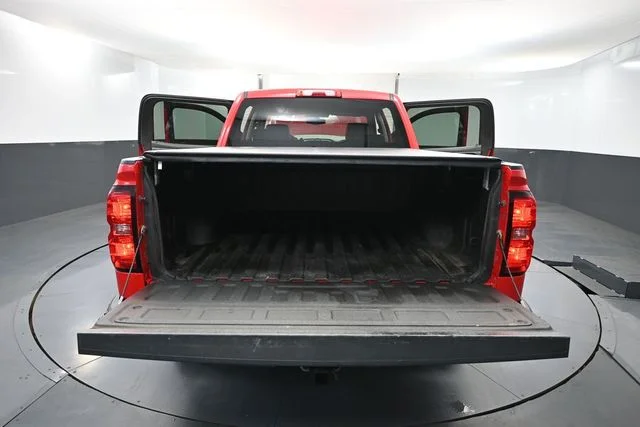 Used 2016 Red Chevrolet LT image 29