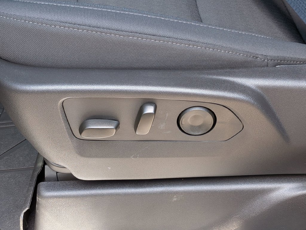 2025 Chevrolet Silverado 1500 LT - Photo 17