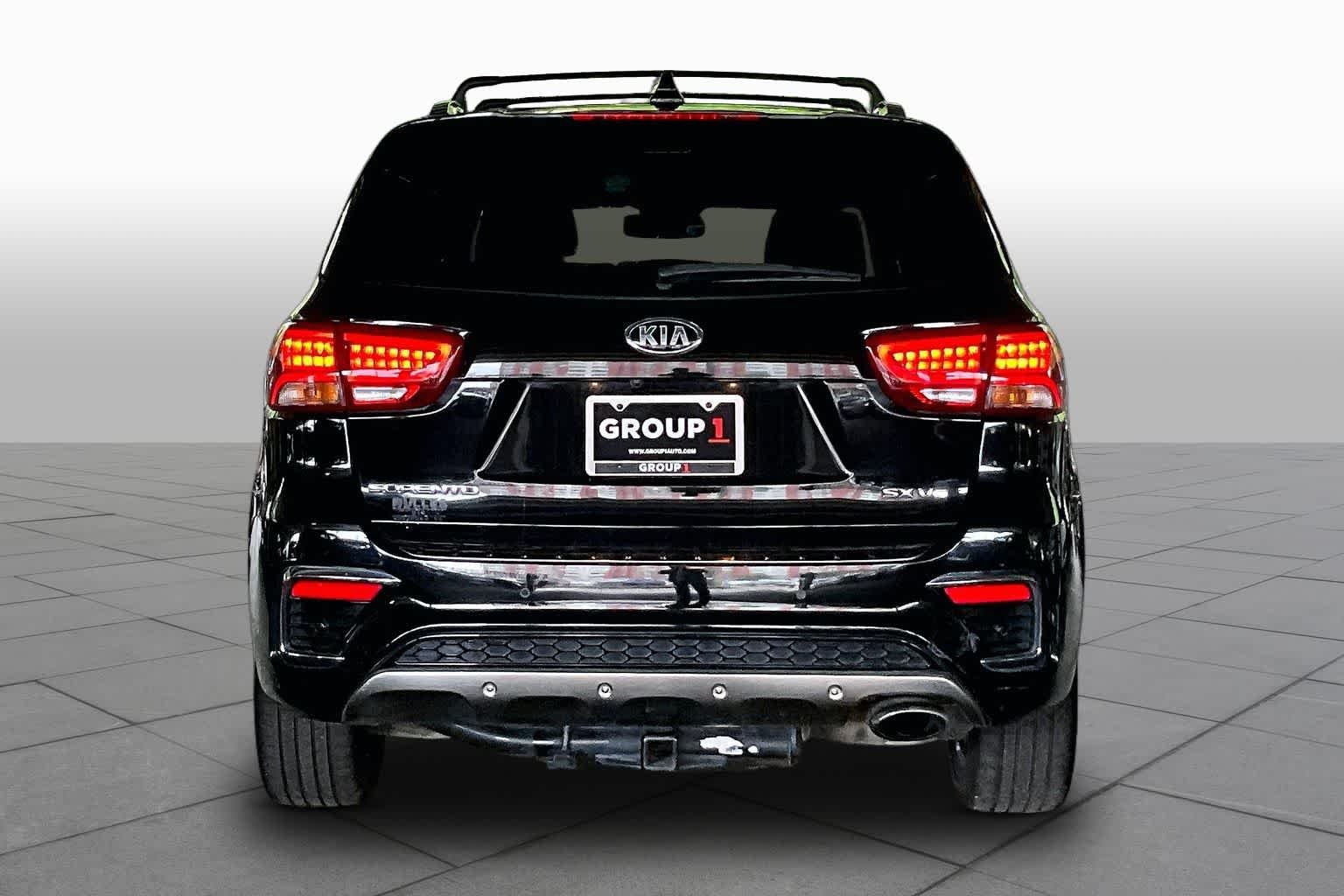 Used 2019 Ebony Black Kia SX V6 image 4