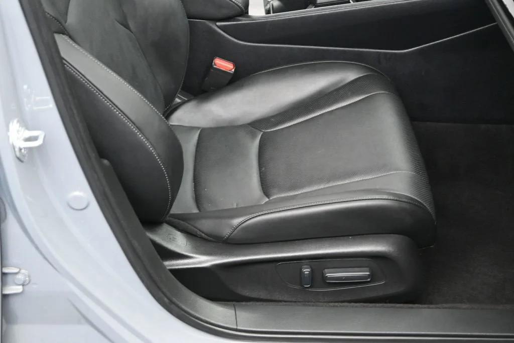 Used 2024  Honda Sport-L image 11