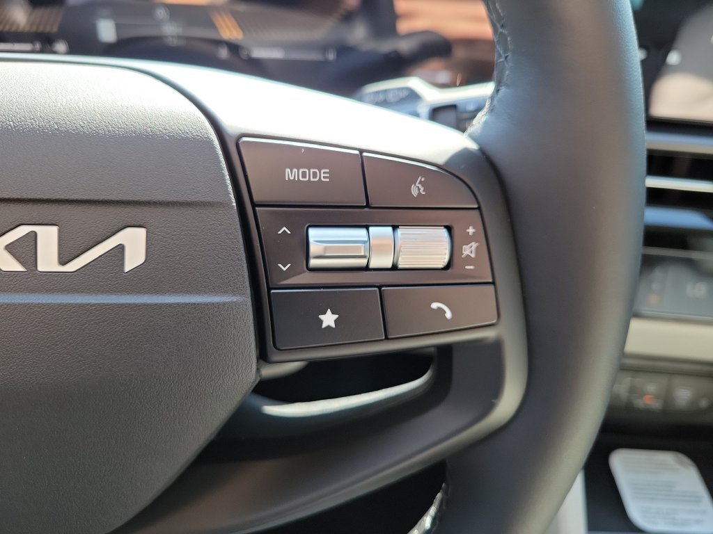 New 2026 Gravity Gray Kia EX image 27