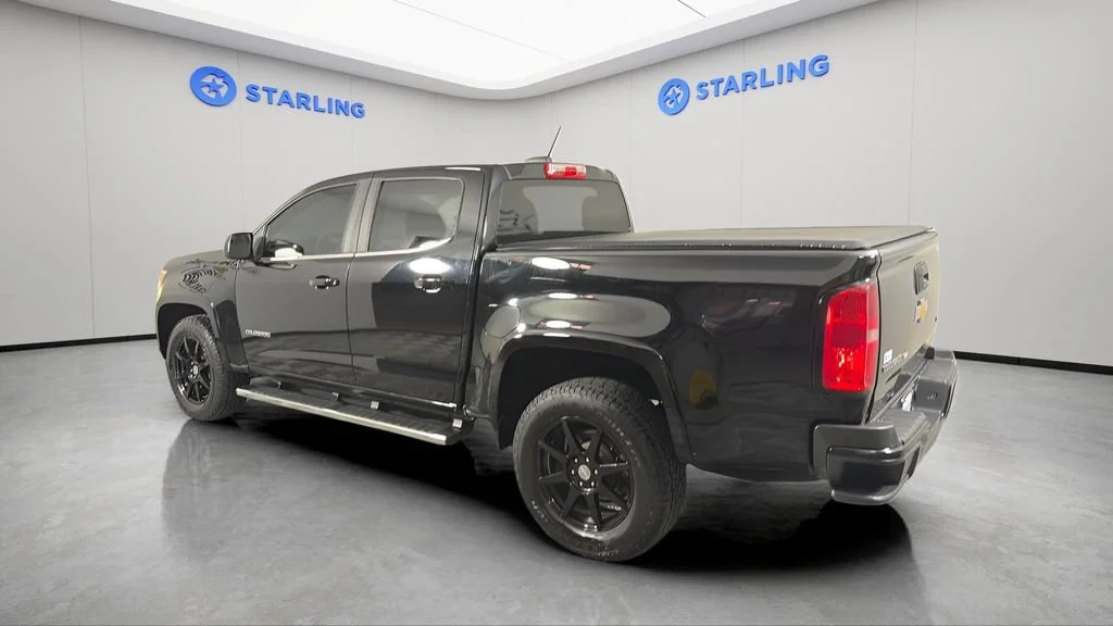 Used 2018 BLACK Chevrolet 2WD LT image 4