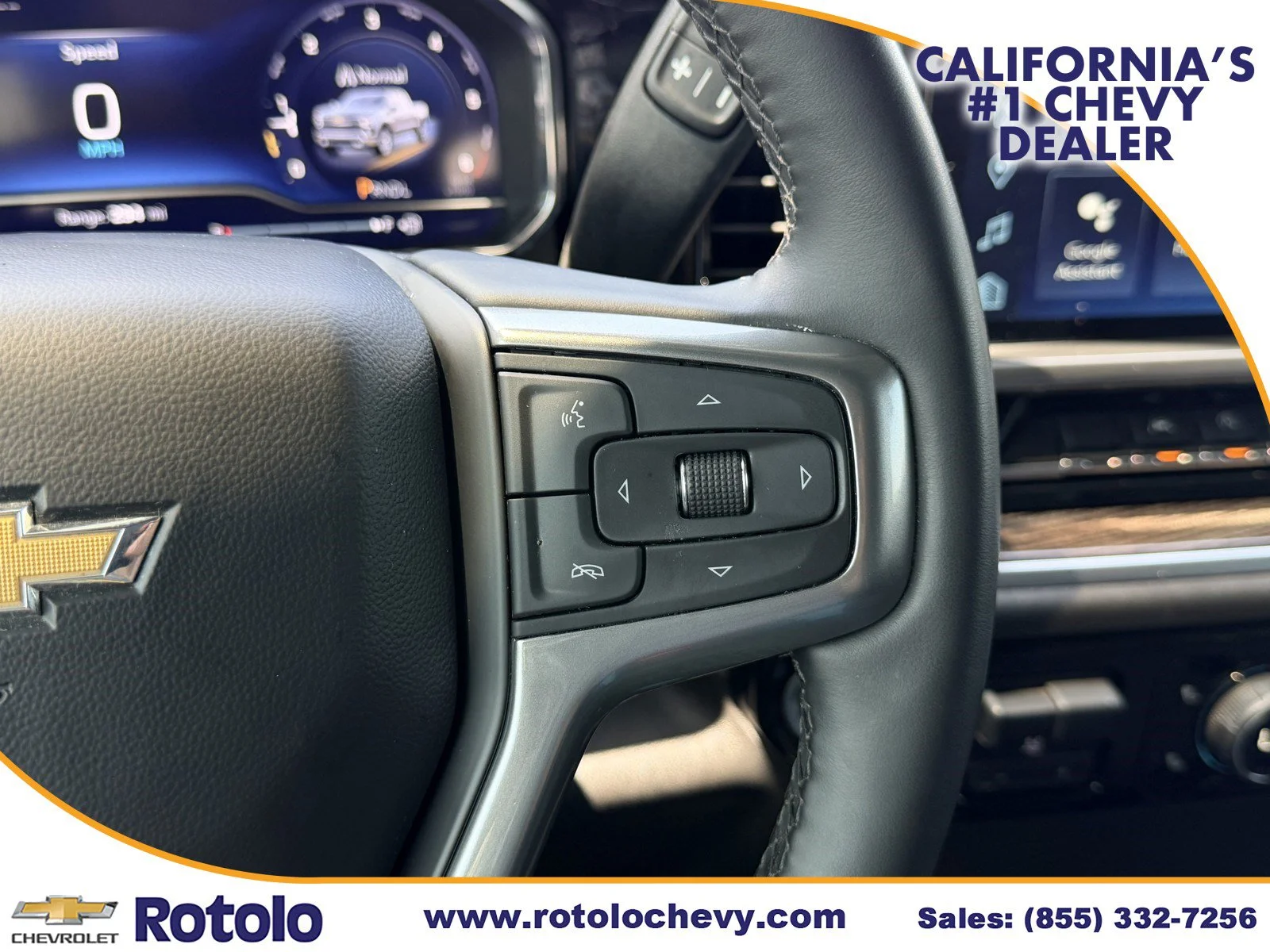 Used 2025 Summit White Chevrolet LT image 23