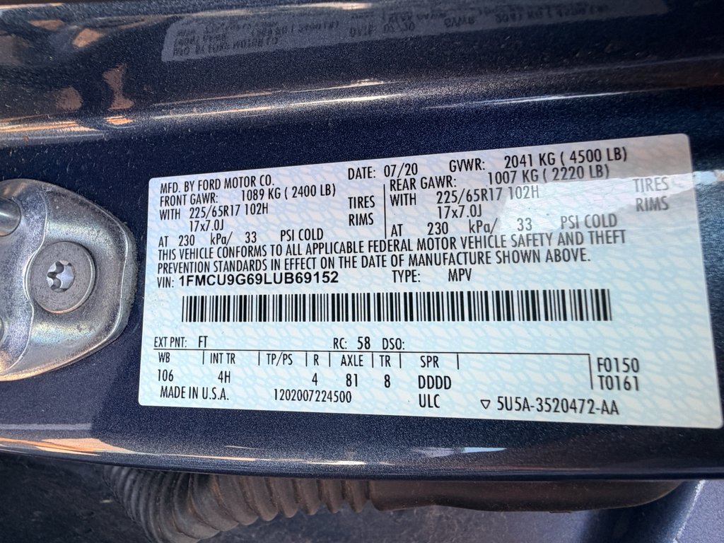 Used 2020 Blue Metallic Ford SE image 19