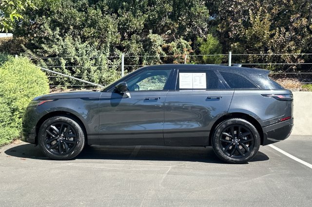 Used 2026 Gray Land Rover Dynamic SE image 2